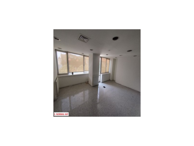 Akbank'tan Satılık İşyeri — foto 9