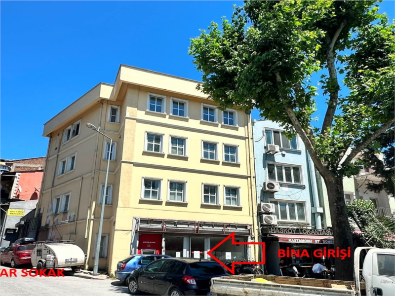 Akbank'tan Satılık Bina — foto 3