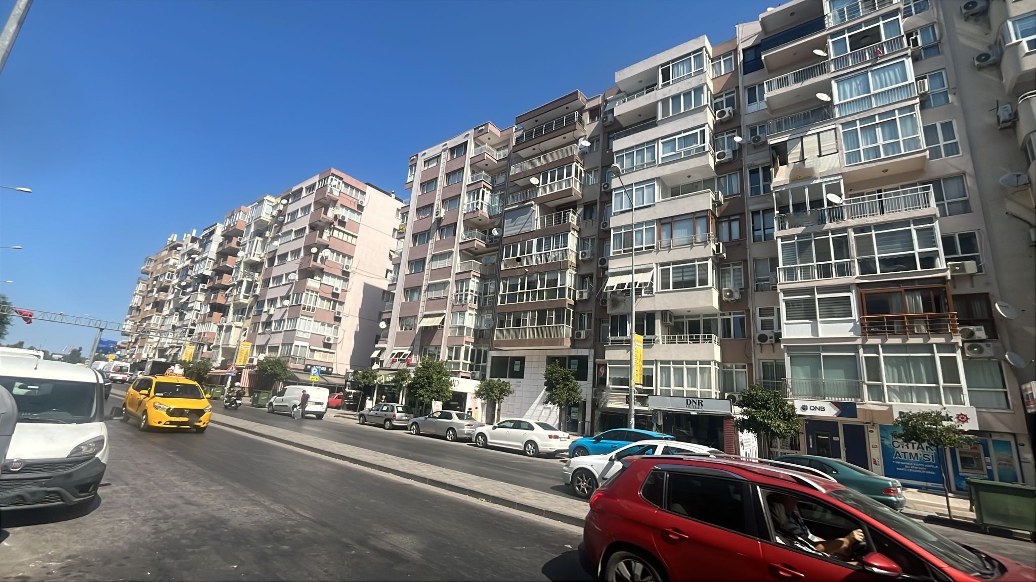 İzmir Konak Üçkuyular Mahallesinde 368m² Satılık Mesken Ve Dükkan