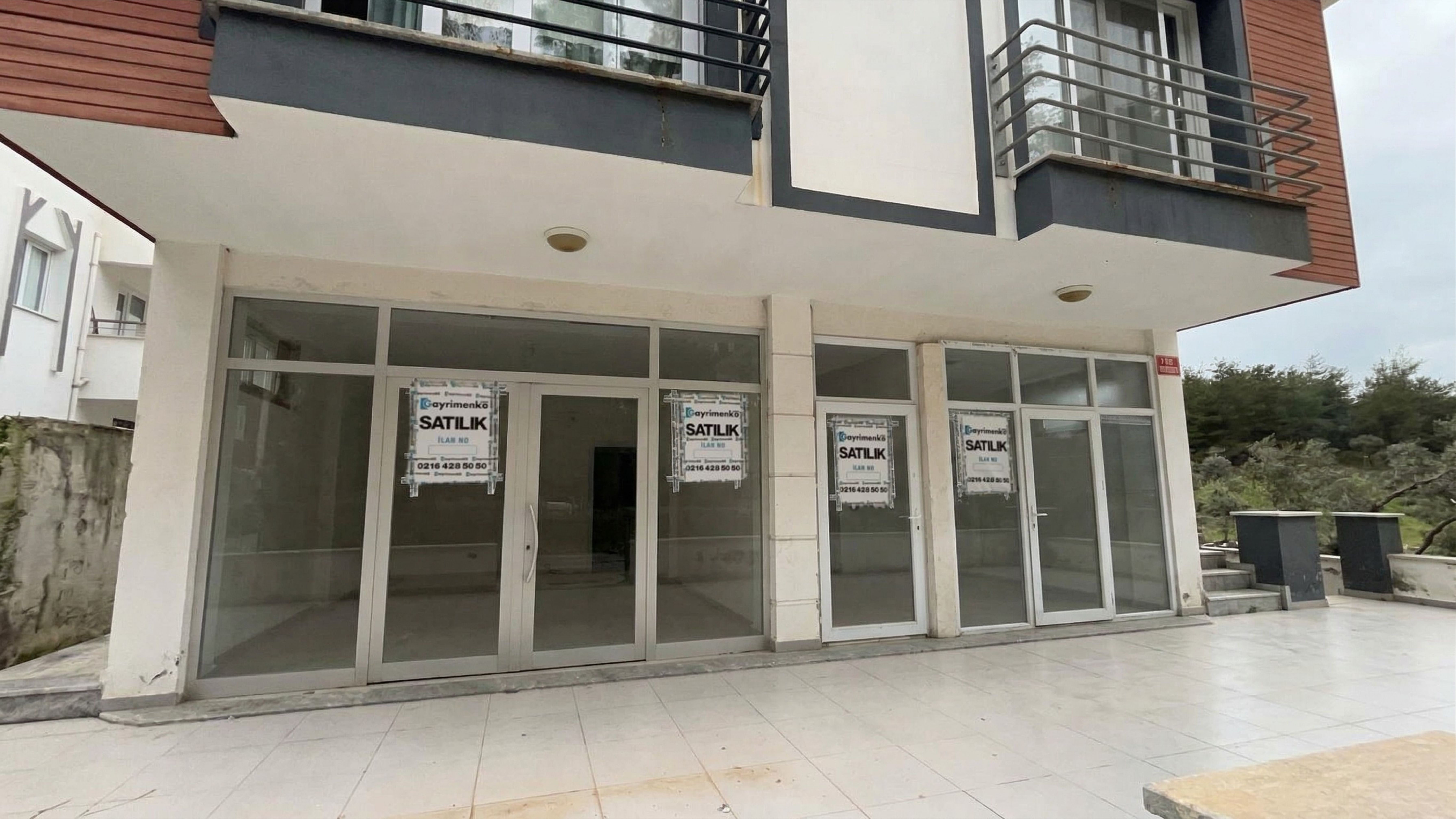 Muğla Milas Burgaz Mahallesinde 118m² Satılık Dükkan