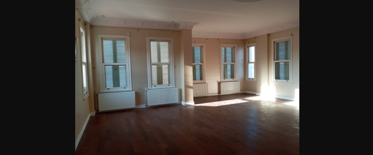 Üsküdar Sultantepe'de Boğaz Manzaralı Köşk — foto 19